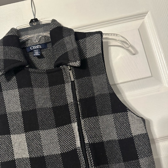 Chaps Women’s Buffalo Plaid Sweater Vest - Picture 6 of 12
